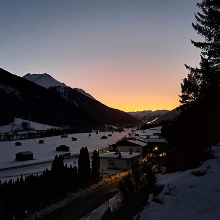 Apart Ehart Schnann Buitenkant foto
