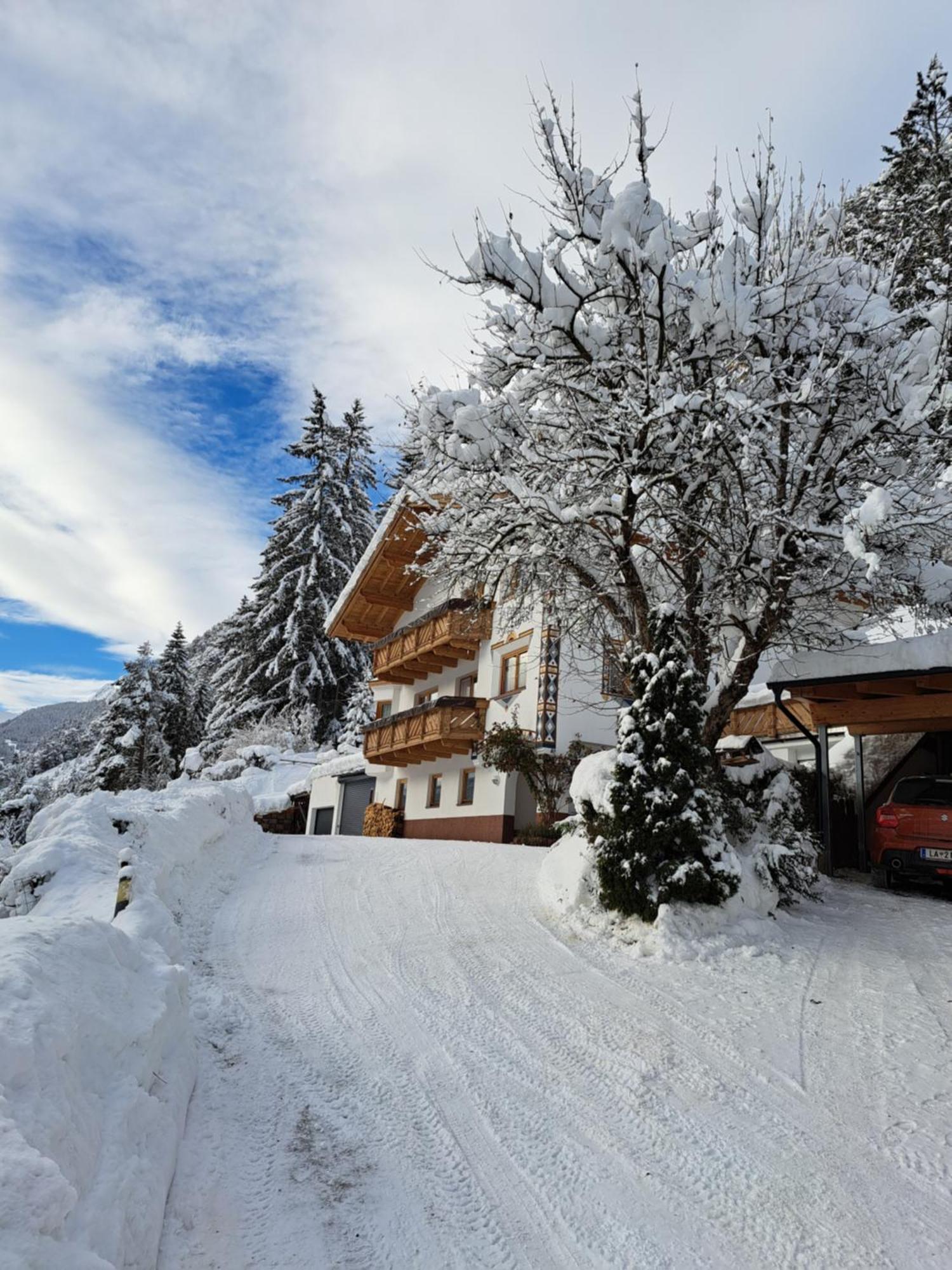 Apart Ehart Schnann Buitenkant foto