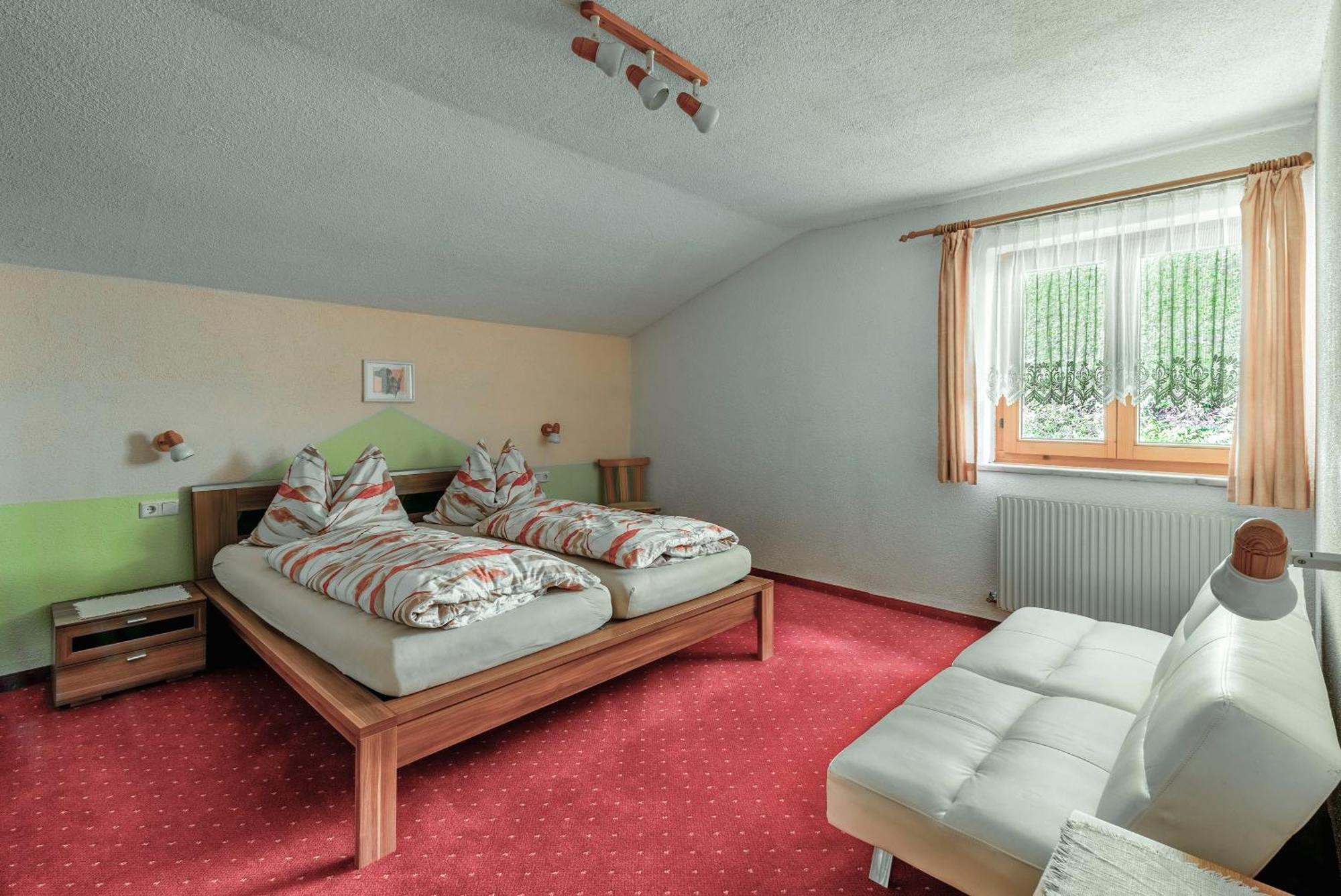 Apart Ehart Schnann Buitenkant foto